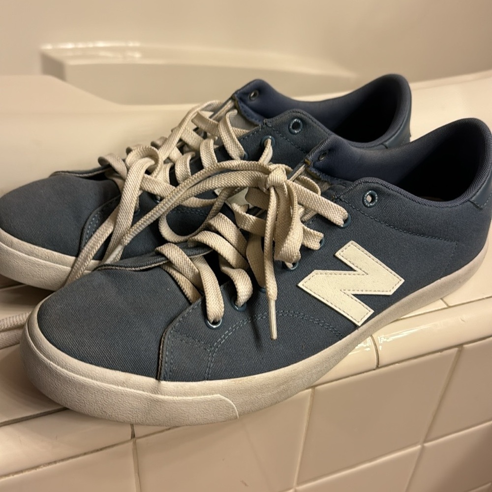 New Balance 210 Blue